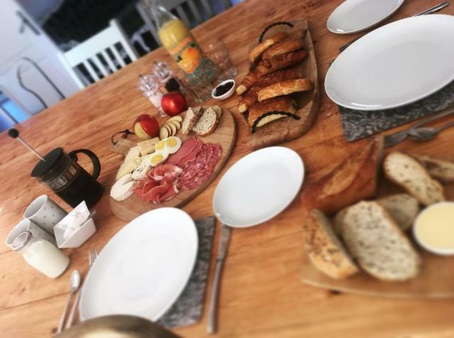 Chez Broche Bed & Breakfast Mazerolles  Екстериор снимка