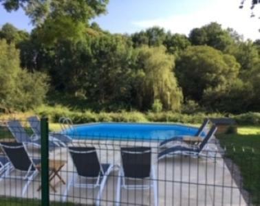 Chez Broche Bed & Breakfast Mazerolles  Екстериор снимка